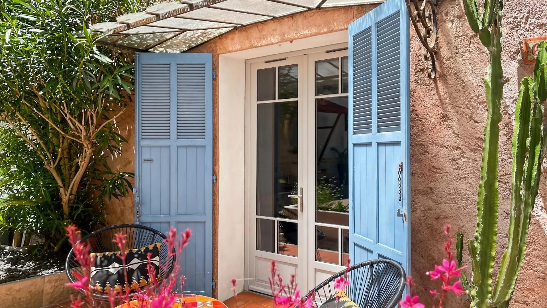 Maison De Village A Grasse France